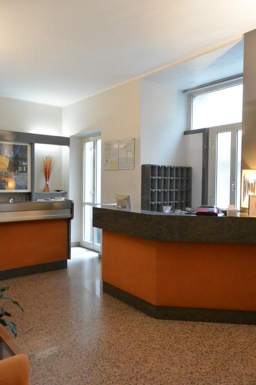 Des Artistes Hotel 3*